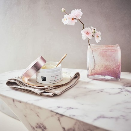 Exfoliant corps Rituals The Ritual Of Sakura 250 g 2