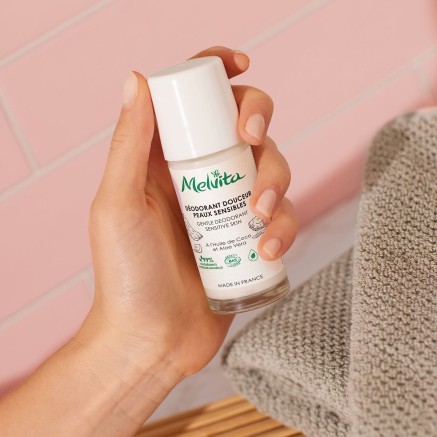 Roll-On Deodorant Melvita Los Esenciales De Higiene 50 ml Sensitive sk 2