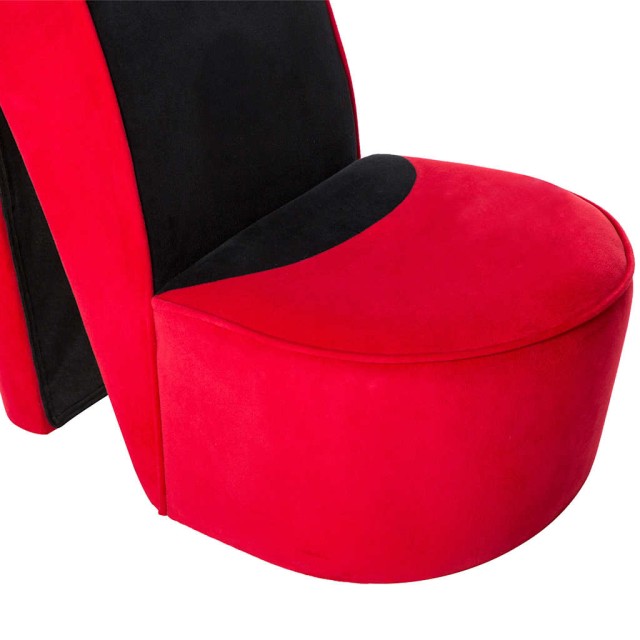 Chaise en forme de talon haut rouge velours