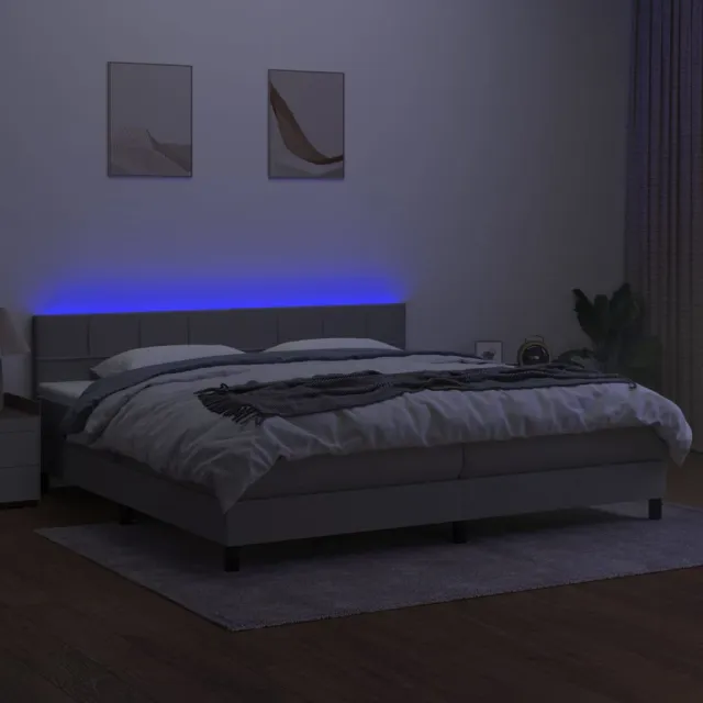 Sommier à lattes de lit matelas LED Gris clair 200x200 cm Tissu