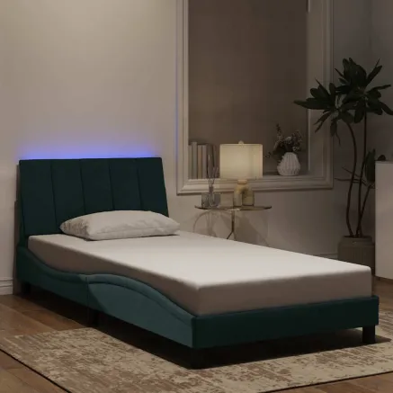 Cadre de lit avec LED sans matelas Hanko vert foncé 100x200cm velours