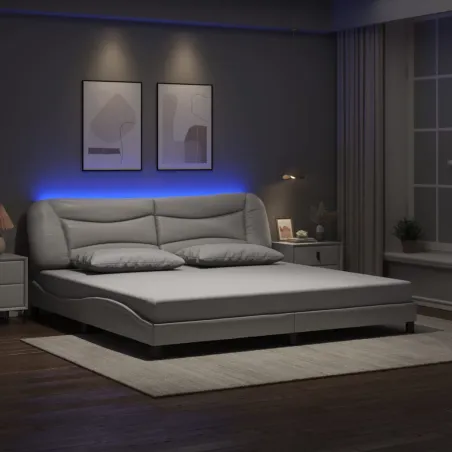 Cadre de lit avec LED sans matelas Hvar blanc 200x200 cm