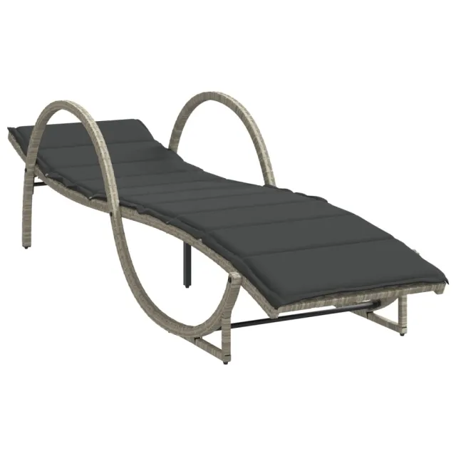Chaises longues lot de 2 et coussins gris clair résine tressée